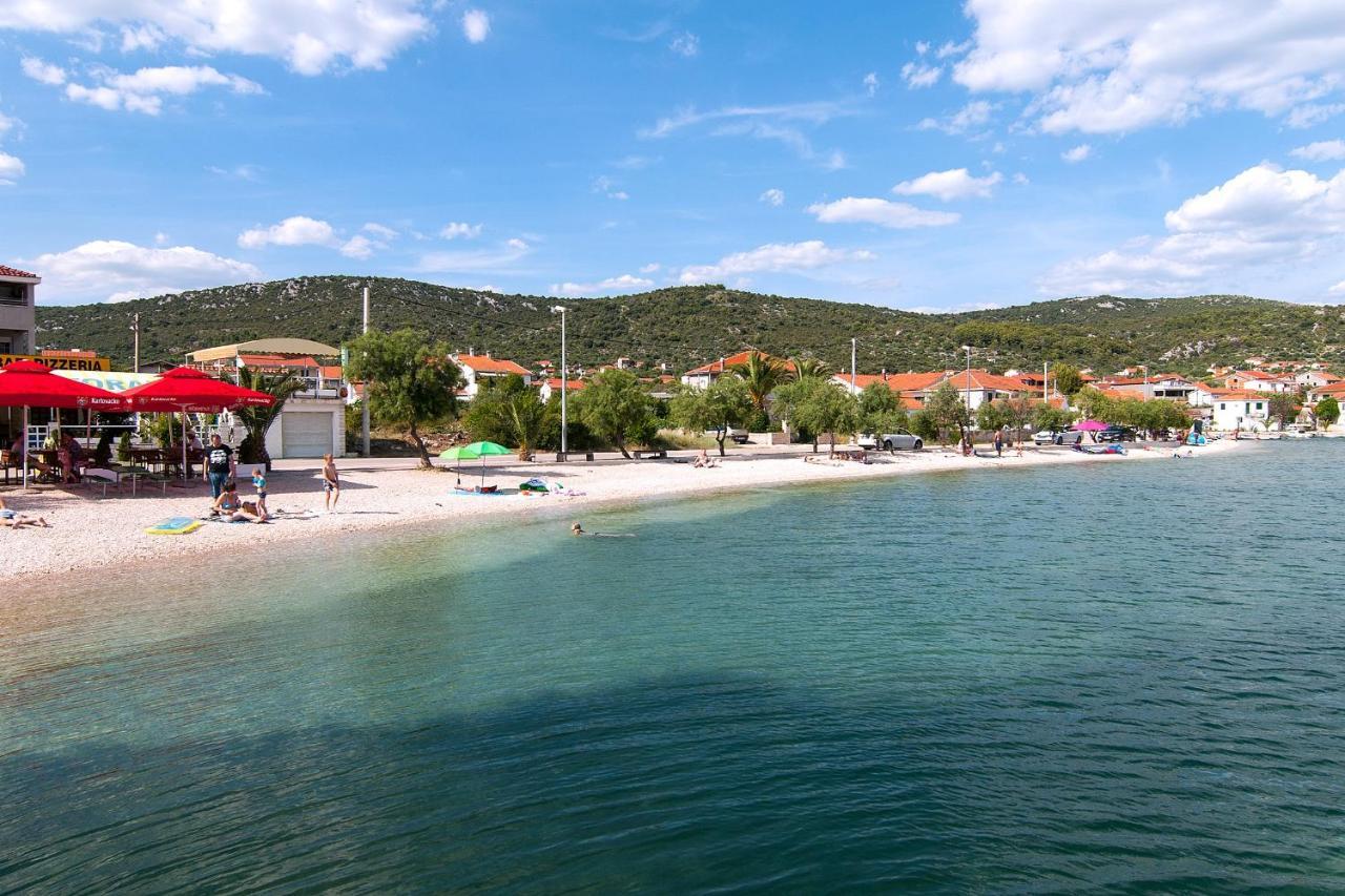 Apartments By The Sea Vinisce, Trogir - 5229 Exterior photo