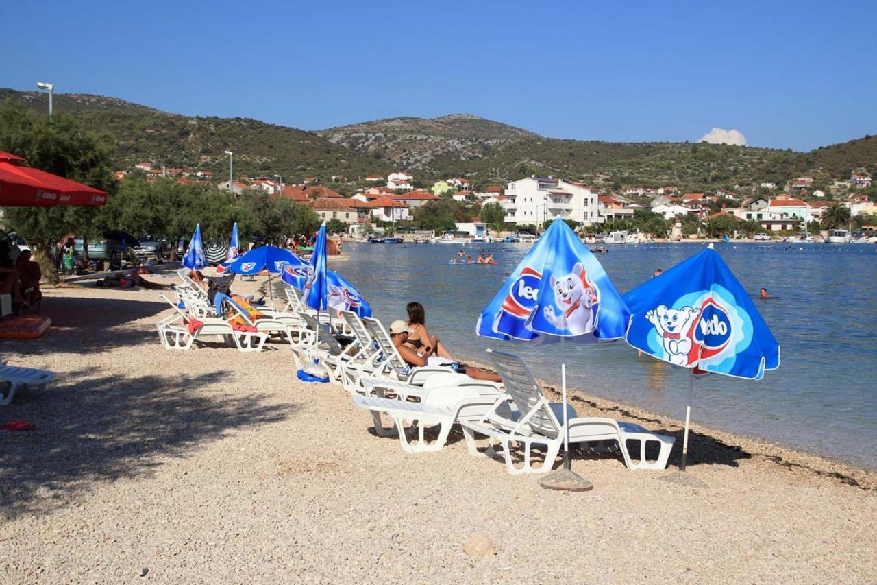 Apartments By The Sea Vinisce, Trogir - 5229 Exterior photo