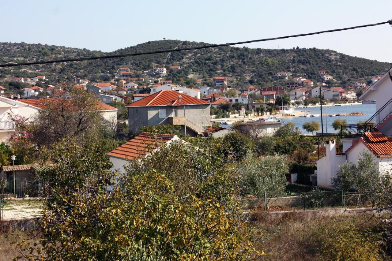 Apartments By The Sea Vinisce, Trogir - 5229 Exterior photo