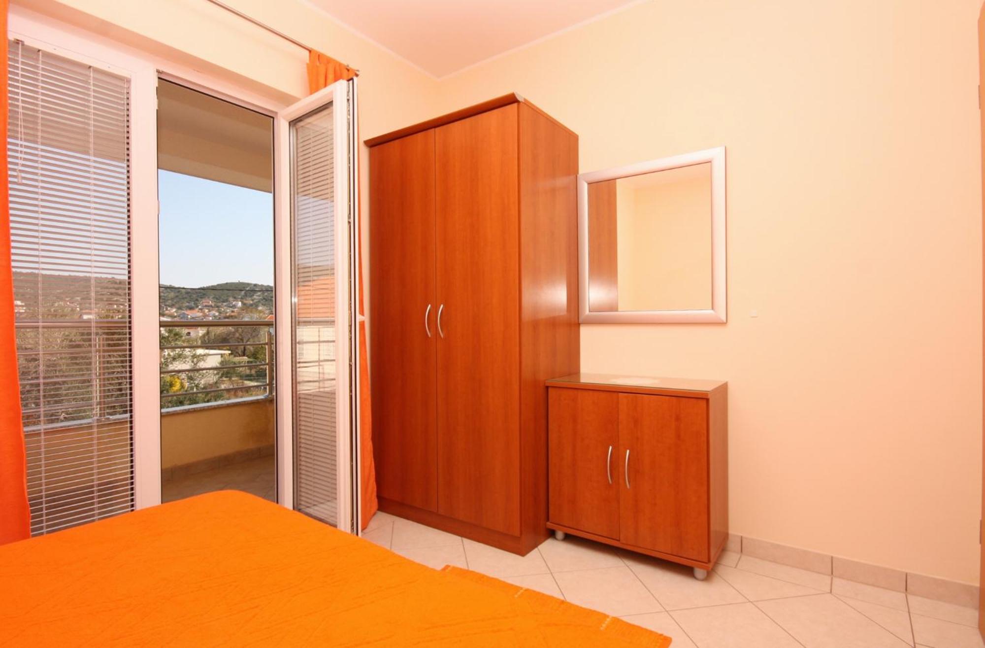 Apartments By The Sea Vinisce, Trogir - 5229 Room photo